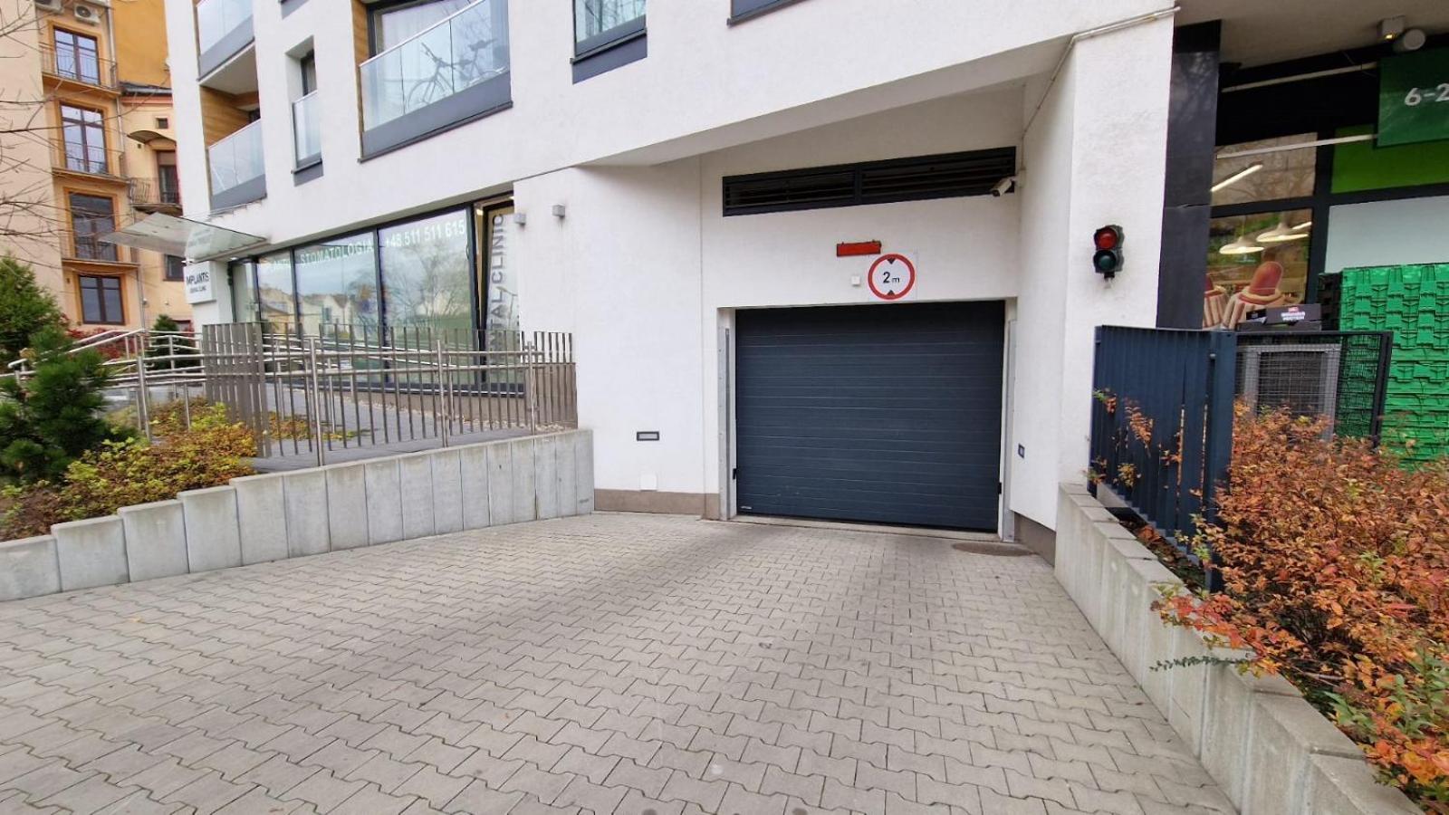 Inpoint Apartments G11 Near Old Town & Kazimierz District & Optional Paid Parking — Photos 1